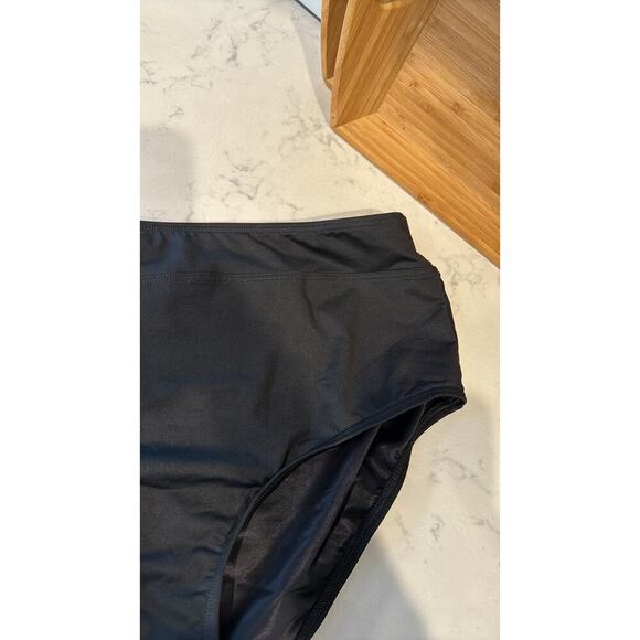 Lands End High Waisted black bathing suit bottom size 18 - Picture 3 of 4